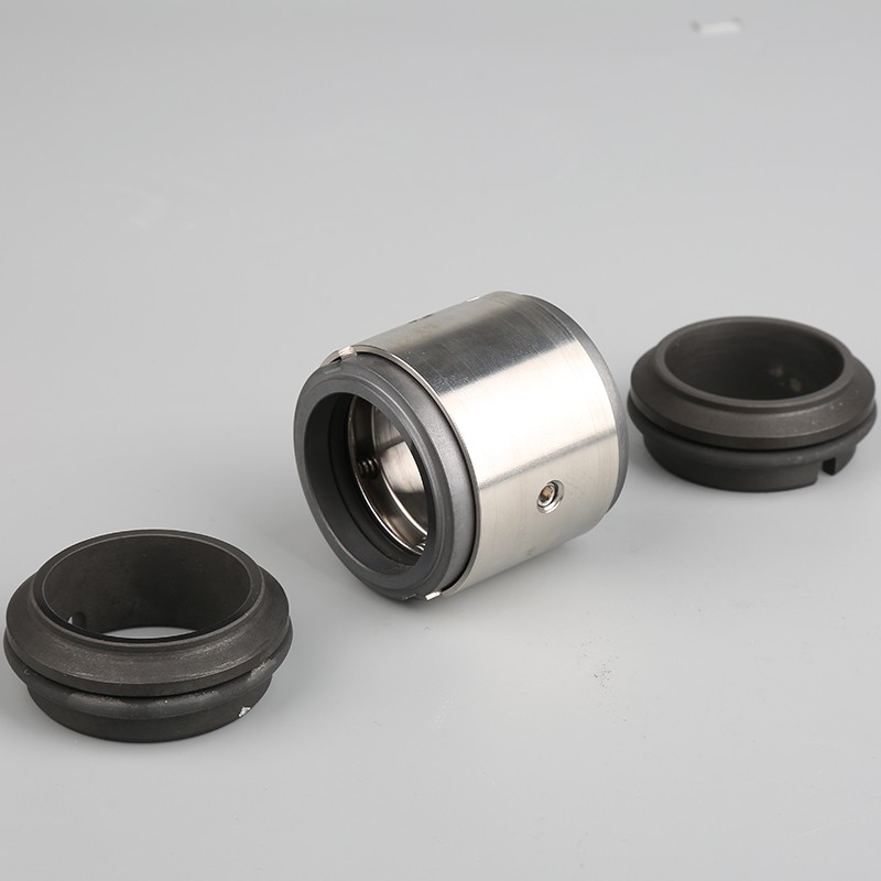 Which type of mechanical seal is used in pumps? 1 WM74D Double face mechanical seal 1